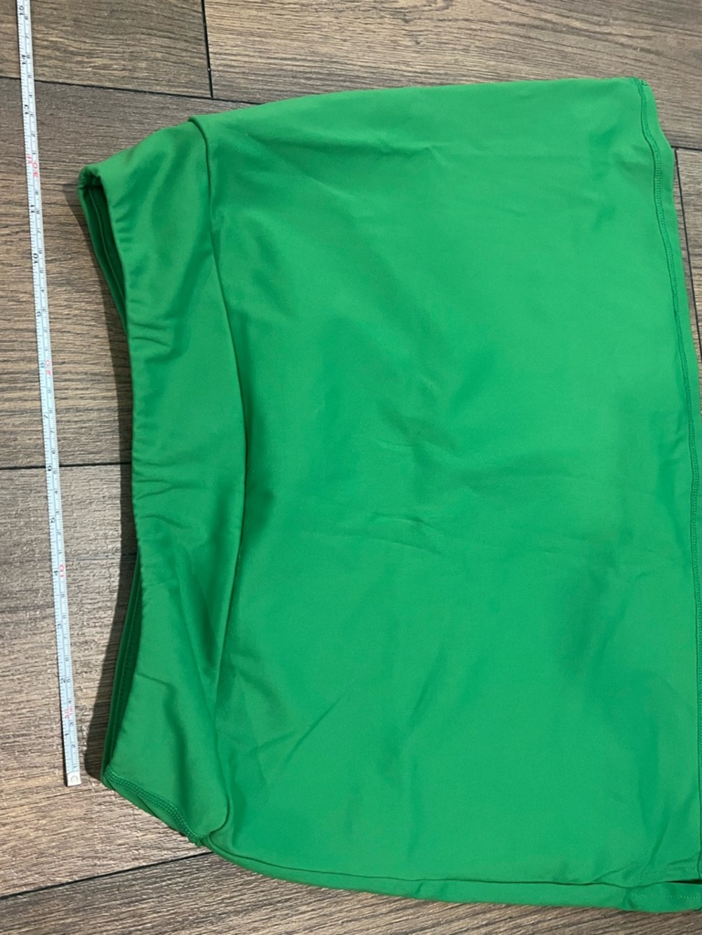 Green Athletic Skort - Stretch Performance Tennis Skirt - Picture 5 of 6
